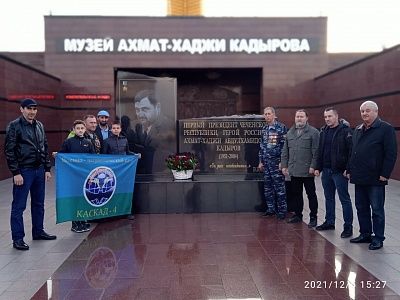 Представители общественных организаций Чеченской Республики и Республики Крым провели памятное мероприятие приуроченное ко Дню Битвы под Москвой - фото 3