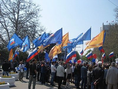 ПАРТИЯ ВЕТЕРАНОВ РОССИИ принимало участие в первомайской демонстрации в г. Севастополь - фото 2
